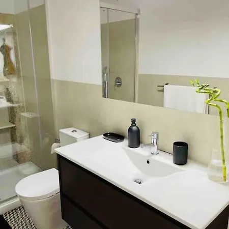 Moderno Com Jardim Av. Da Liberdade Appartement